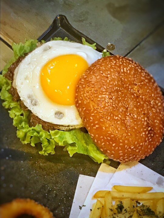 okochiyakinikuburger-7895010